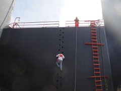 Subiendo a Barcaza para Inspección de posicionamiento - Loreto 2014